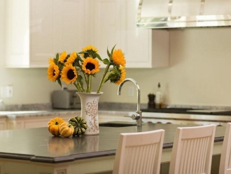 常见问题别让档案室资料受潮受到损失，才后悔当初没有使用除湿机